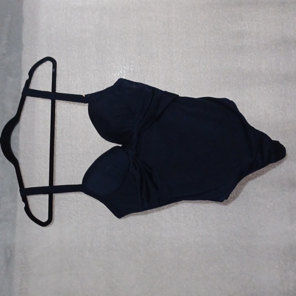 m ve Women's Swimsuit Bathing Suit One Piece Navy Blue Size L.